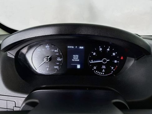 Used 2024 RAM ProMaster 2500 w/ Convenience Group FWD image 17