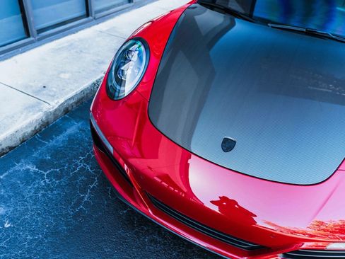 Used 2018 Porsche 911 Carrera image 16