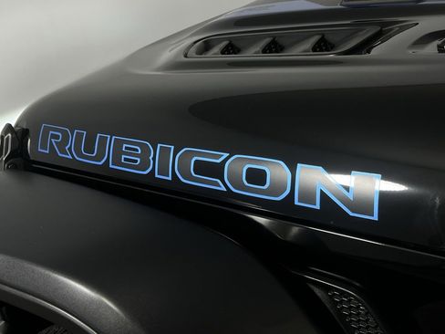 Used 2024 Jeep Wrangler Unlimited Rubicon 4xe w/ Capability Package image 15