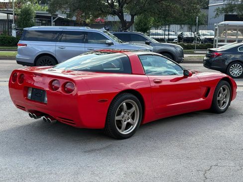 Used 2000 Chevrolet Corvette Coupe w/ Memory Pkg RWD image 4