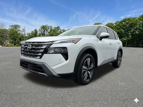 Used 2025 Nissan Rogue SL w/ SL Premium Package AWD/4WD image 4