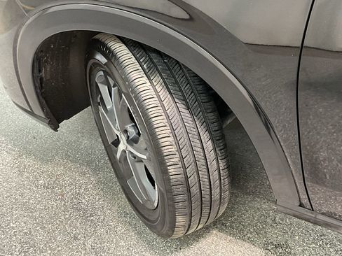 Certified 2024 Honda HR-V EX-L image 35