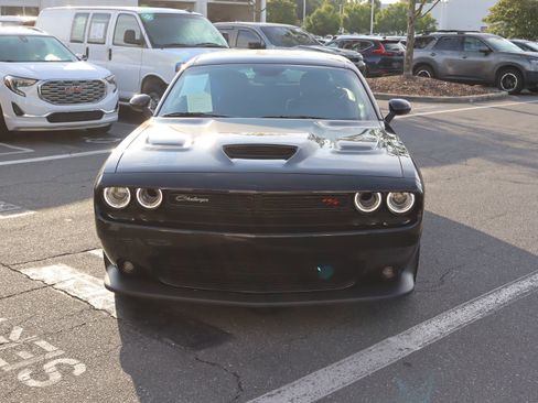 Used 2021 Dodge Challenger R/T Scat Pack RWD image 3