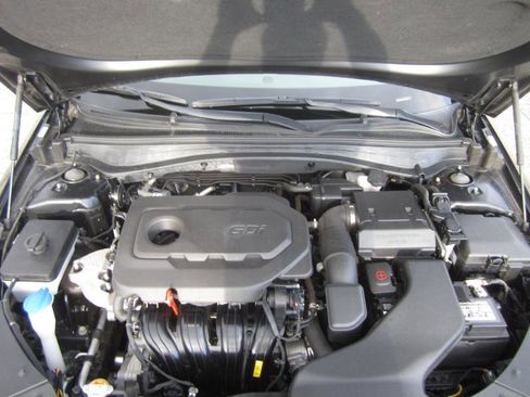 Used 2018 Kia Optima EX image 32