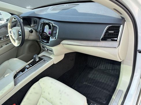 Certified 2024 Volvo XC90 B6 Plus w/ Protection Package Premier AWD/4WD image 31
