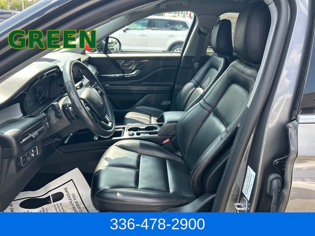 Certified 2021 Lincoln Corsair AWD w/ Equipment Group 101A image 9