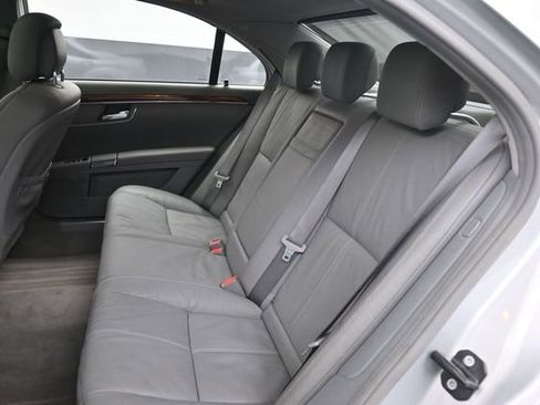 Used 2007 Mercedes-Benz S 550 image 10