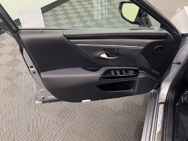 Certified 2024 Lexus ES 350 w/ Premium Package FWD image 9