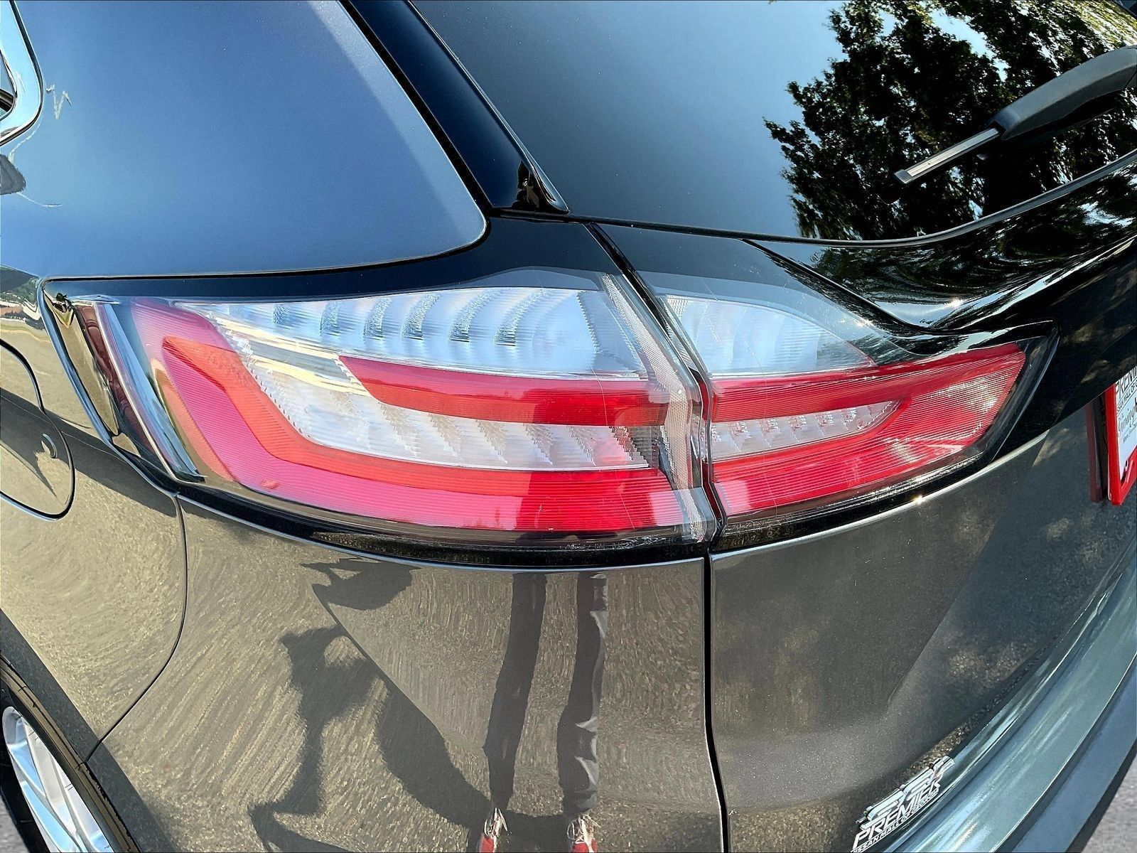 Used 2024 Ford Edge SEL AWD/4WD image 19