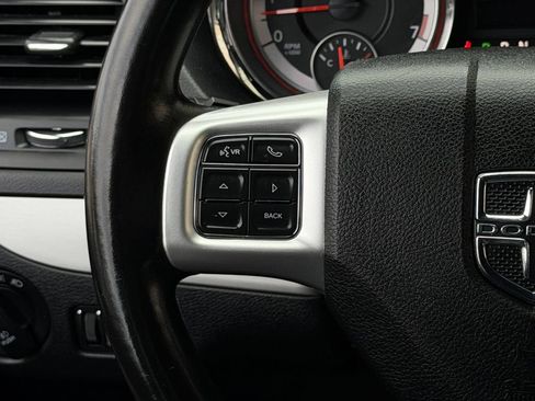 Used 2020 Dodge Grand Caravan GT FWD image 14