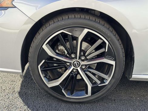 Used 2023 Nissan Altima 2.5 SR image 25