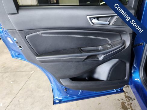 Used 2022 Ford Edge Titanium w/ Equipment Group 301A AWD/4WD image 19