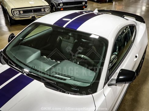 Used 2020 Ford Mustang Shelby GT500 w/ Technology Package RWD image 27