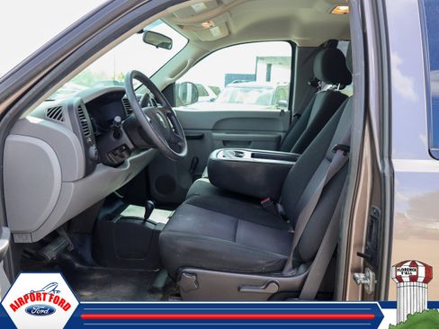 Used 2012 Chevrolet Silverado 1500 W/T w/ LS Package image 4