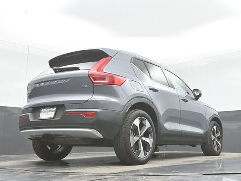 Used 2023 Volvo XC40 B4 Ultimate FWD image 45