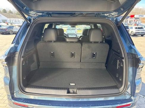 New 2026 Buick Enclave Avenir image 11