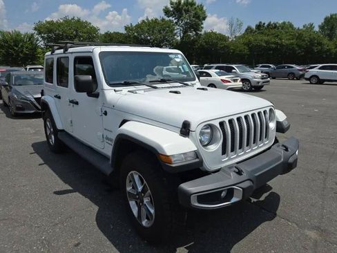 Used 2019 Jeep Wrangler Unlimited Sahara AWD/4WD image 2