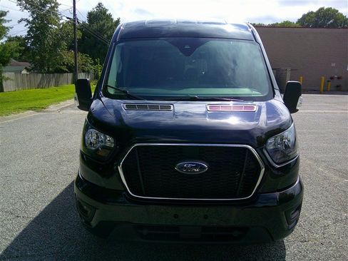 Used 2025 Ford Transit 350 XLT AWD/4WD image 8