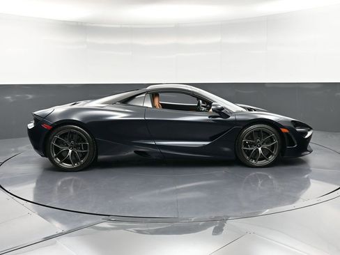 Used 2020 McLaren 720S Spider image 9