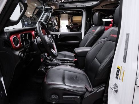 Used 2023 Jeep Wrangler Unlimited Rubicon AWD/4WD image 15