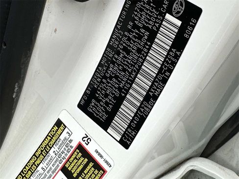 Used 2023 Toyota Camry SE image 18