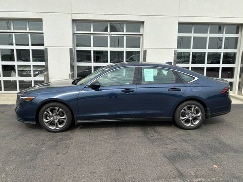 Used 2024 Honda Accord EX image 3