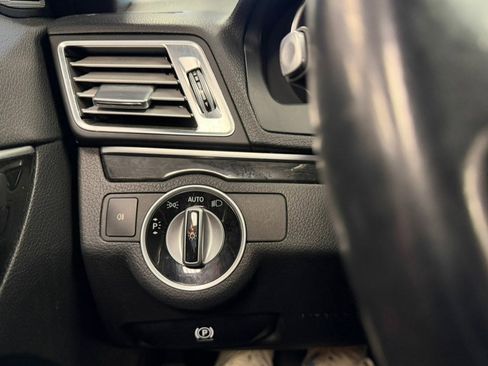 Used 2014 Mercedes-Benz E 350 Cabriolet image 72