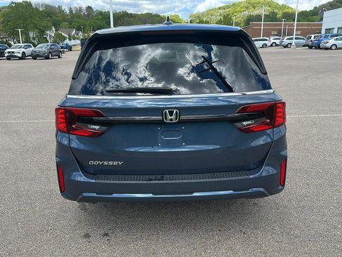 Used 2025 Honda Odyssey EX-L image 4