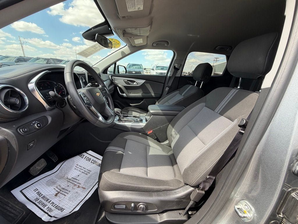 Used 2025 Chevrolet Blazer LT FWD image 13