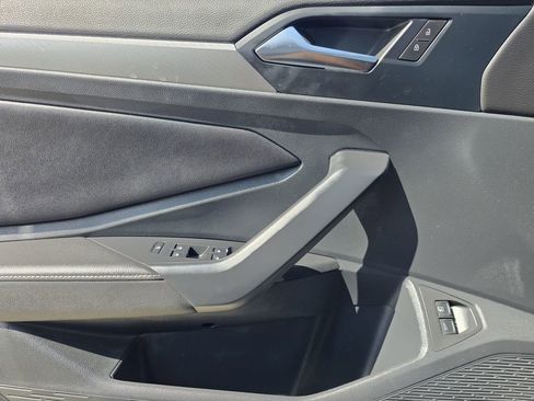 Used 2024 Volkswagen Jetta Sport image 16