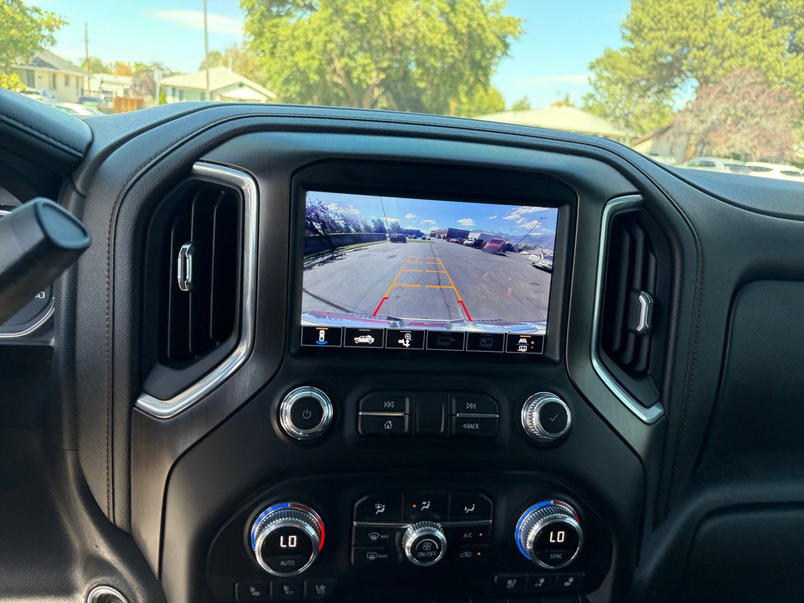 Used 2022 GMC Sierra 2500 AT4 w/ Gooseneck/5TH Wheel Package AWD/4WD image 29