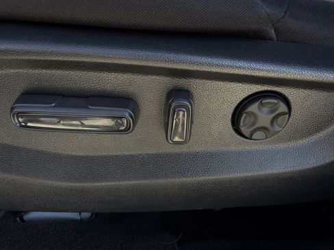 Used 2020 Honda CR-V EX image 25
