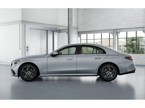 Certified 2025 Mercedes-Benz E 350 4MATIC Sedan image 34