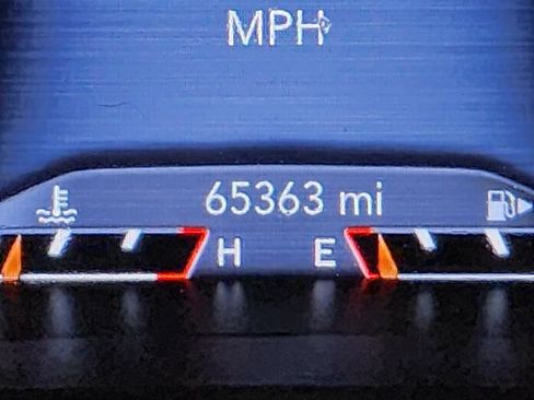 Used 2022 Jeep Cherokee Latitude Lux w/ Mopar Interior Package AWD/4WD image 16