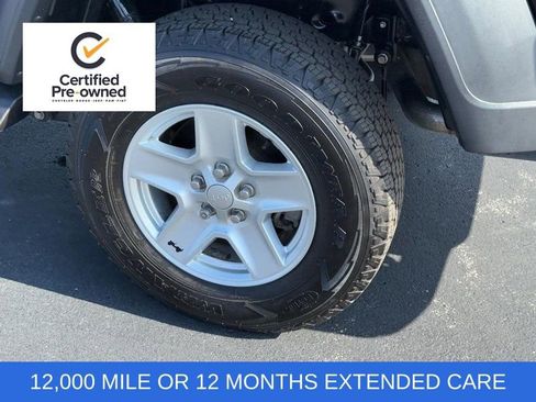 Certified 2020 Jeep Gladiator Sport w/ Quick Order Package 24S image 7