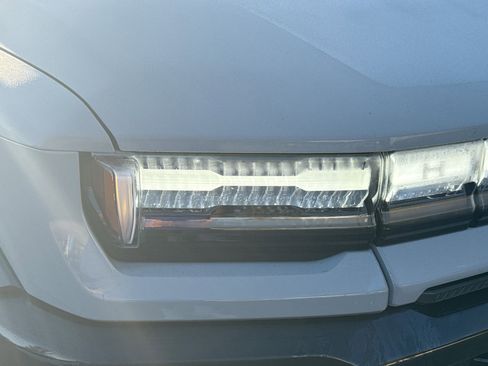 Used 2024 GMC Hummer EV 3X image 35