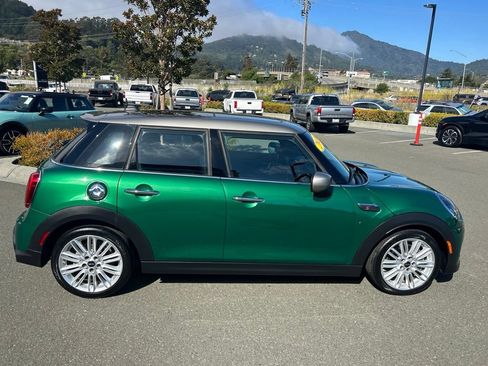 Used 2024 MINI Cooper S w/ Signature Upholstery Package FWD image 6