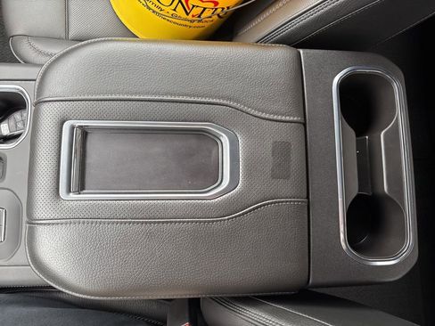 Used 2022 GMC Sierra 1500 Denali w/ Denali Reserve Package image 40