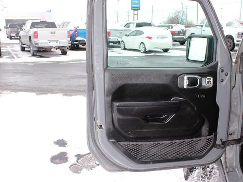 Used 2022 Jeep Wrangler Unlimited Sport S image 25