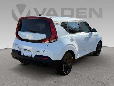 Used 2022 Kia Soul LX w/ Technology Package image 20