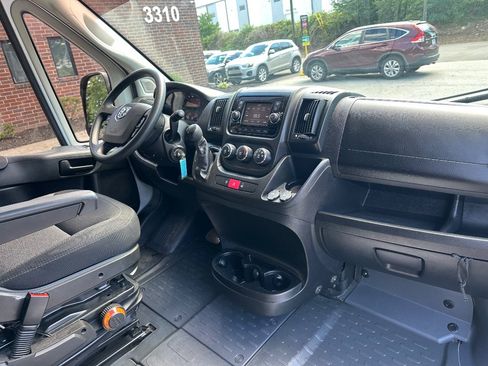 Used 2021 RAM ProMaster 2500 FWD image 14