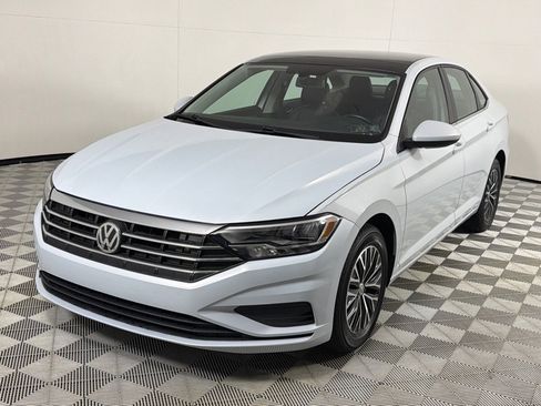 Used 2019 Volkswagen Jetta SE image 10