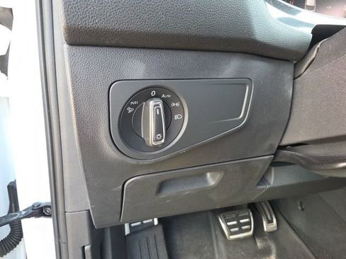 Used 2023 Volkswagen Tiguan SEL R-Line AWD/4WD image 16