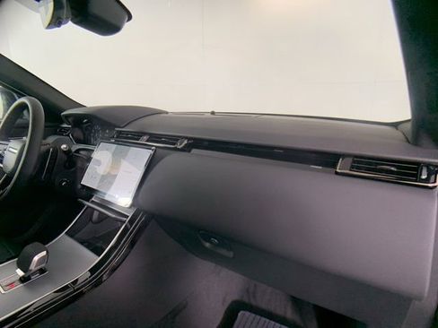Certified 2025 Land Rover Range Rover Velar S image 39