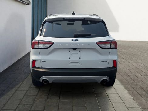Used 2021 Ford Escape SE w/ Cold Weather Package AWD/4WD image 4