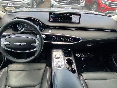 Used 2024 Genesis GV70 2.5T w/ Advanced Package AWD/4WD image 11