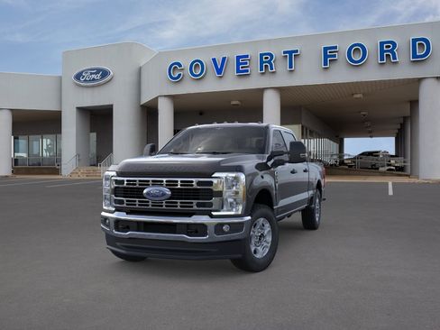 New 2026 Ford F250 XLT w/ FX4 Off-Road Package AWD/4WD image 2
