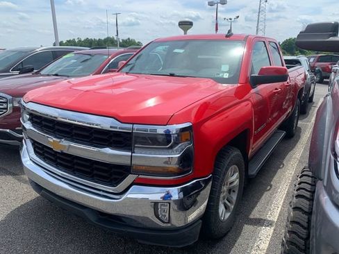 Used 2018 Chevrolet Silverado 1500 LT w/ All Star Edition AWD/4WD image 4
