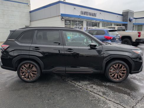 Used 2026 Subaru Forester Sport AWD/4WD image 2