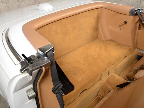 Used 1987 Mercedes-Benz 560 SL image 30